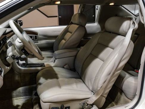 Used 2000 Cadillac Eldorado ESC w/ Comfort/Convenience Pkg image 31