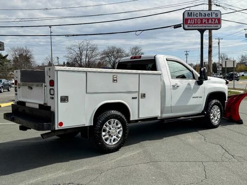 Used 2022 Chevrolet Silverado 3500 LT w/ Convenience Package image 4