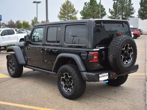 Used 2022 Jeep Wrangler Unlimited Rubicon 4xe w/ Cold Weather Group image 8