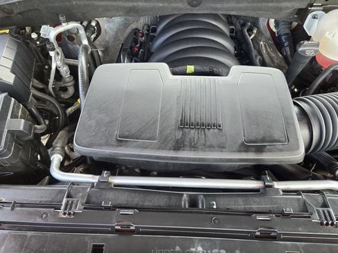 Used 2025 Chevrolet Silverado 1500 LT Trail Boss w/ Convenience Package II AWD/4WD image 37