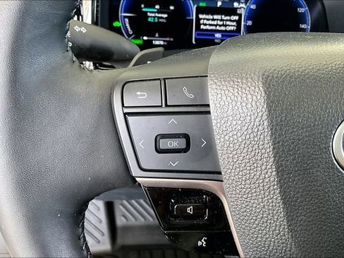 Used 2025 Toyota Camry XSE image 10