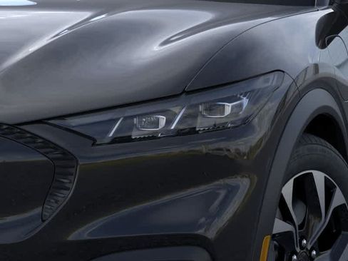 New 2026 Ford Mustang Mach-E Select RWD image 18