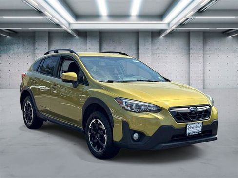 Used 2021 Subaru Crosstrek 2.0i Premium AWD/4WD image 3
