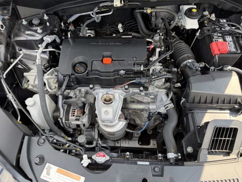 Used 2024 Honda HR-V LX image 28