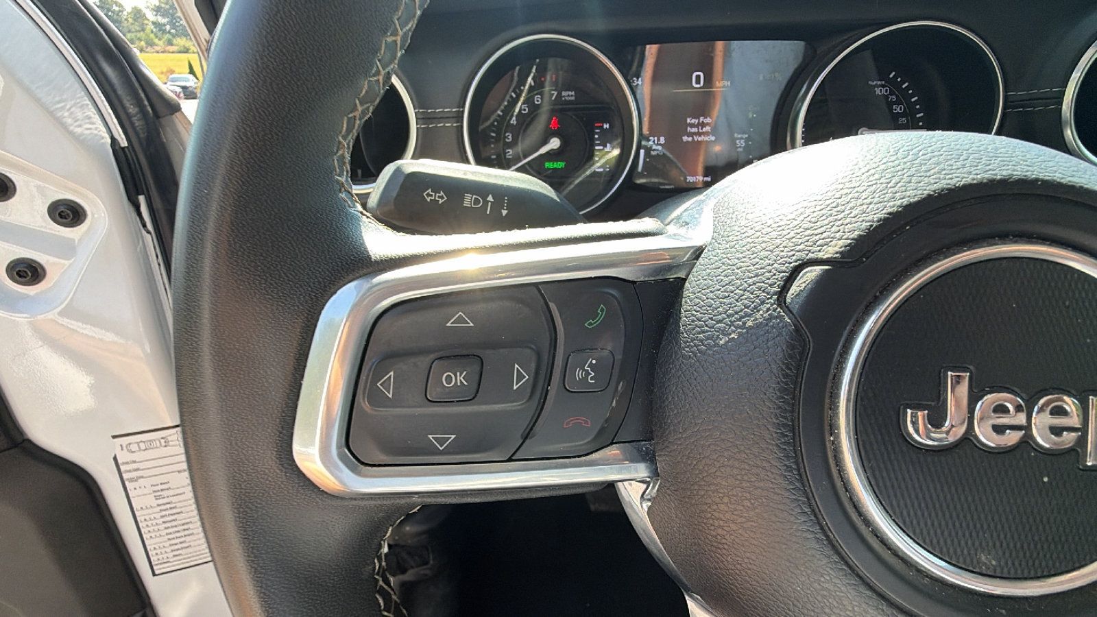 Used 2023 Jeep Wrangler Unlimited Sahara AWD/4WD image 26