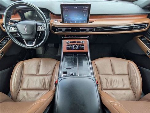 Used 2023 Lincoln Aviator Reserve w/ Elements Package Plus RWD image 18