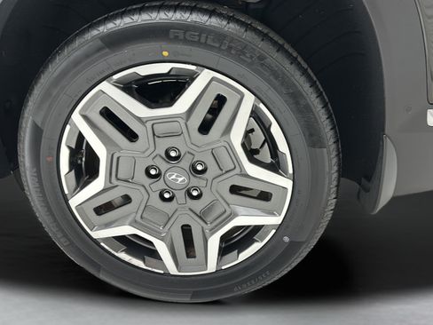 Used 2023 Hyundai Santa Fe Limited AWD/4WD image 9