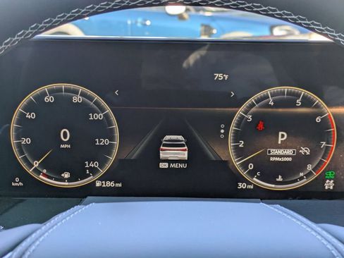 New 2025 INFINITI QX80 Sensory image 32