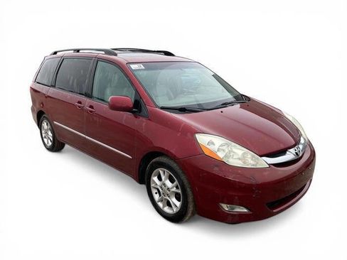 Used 2006 Toyota Sienna XLE Limited image 8