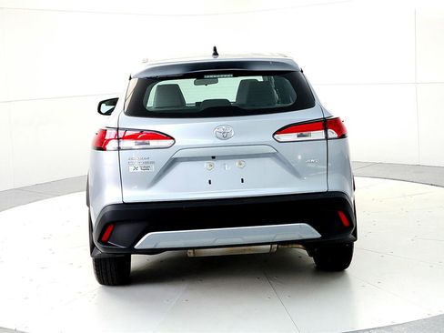 Certified 2023 Toyota Corolla Cross L image 5