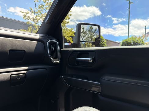 Used 2022 GMC Sierra 2500 AT4 w/ AT4 Premium Plus Package AWD/4WD image 29