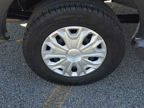 Used 2024 Ford Transit 250 Low Roof w/ Exterior Upgrade Package image 9