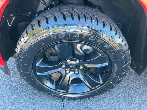 Used 2023 RAM 1500 Big Horn image 9