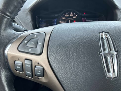 Used 2014 Lincoln MKX FWD w/ Equipment Group 101A image 26