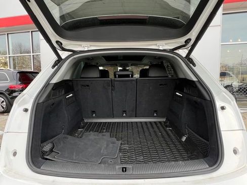 Used 2018 Audi Q5 2.0T Premium Plus w/ Premium Plus Package image 24