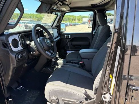 New 2026 Jeep Gladiator Sport AWD/4WD image 11