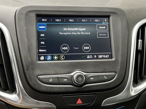 Used 2019 Chevrolet Equinox LT image 17