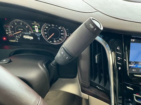 Used 2015 Cadillac Escalade ESV Premium AWD/4WD image 35
