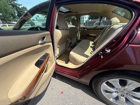 Used 2010 Honda Accord EX image 15