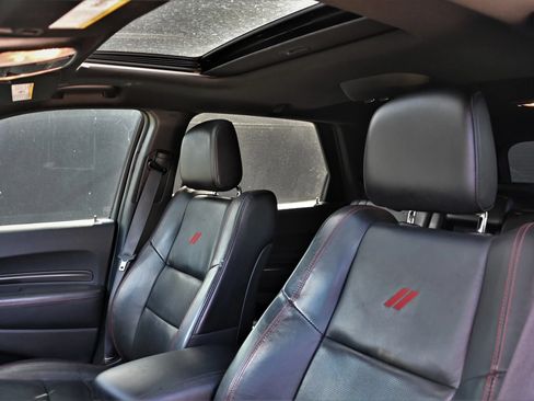 Used 2023 Dodge Durango GT RWD image 15