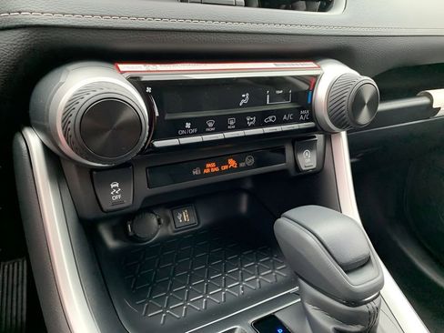 New 2025 Toyota RAV4 LE image 21