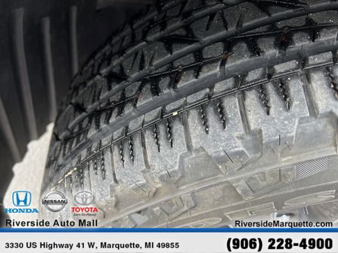 Used 2024 Honda Ridgeline Sport image 12