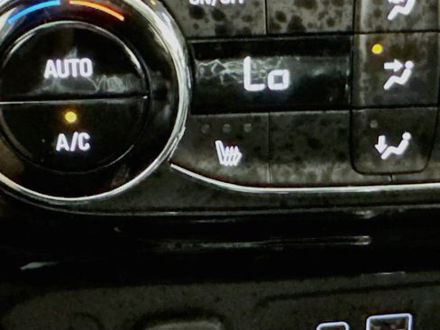 Used 2024 Chevrolet Trax ACTIV FWD image 4