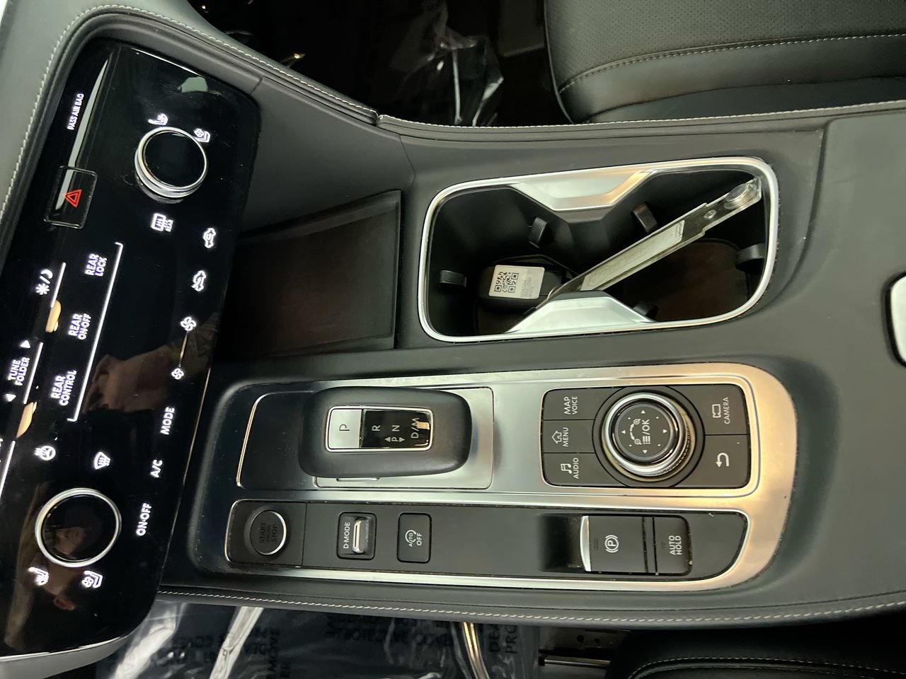 Used 2023 INFINITI QX60 Luxe w/ Cargo Package AWD/4WD image 17