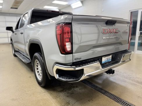 Used 2024 GMC Sierra 1500 Pro w/ Pro Value Package image 8