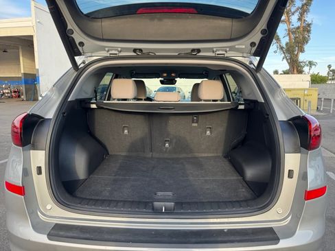 Used 2020 Hyundai Tucson Sport image 20