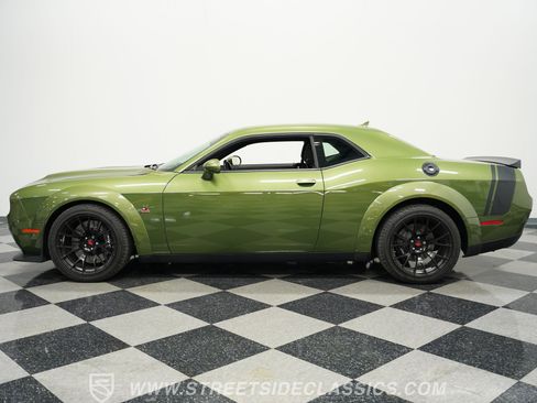 Used 2022 Dodge Challenger R/T Scat Pack image 2