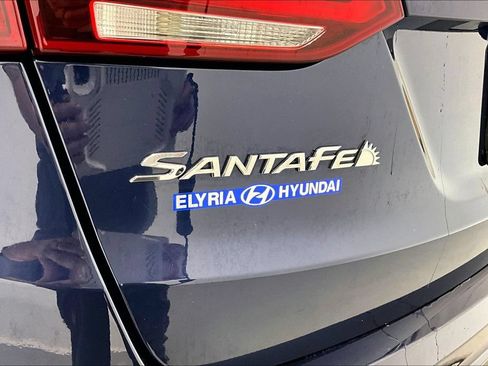 Used 2017 Hyundai Santa Fe Sport FWD image 32