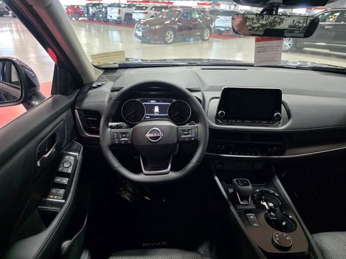 New 2026 Nissan Rogue SV image 15