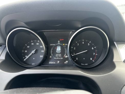 Used 2016 Land Rover Range Rover Evoque SE image 12