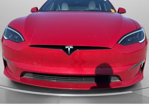 Used 2022 Tesla Model S Base image 4