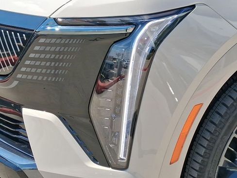 New 2026 Cadillac Escalade IQ Sport 1 w/ LPO, ONYX Package image 8