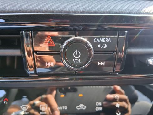 New 2026 Nissan Kicks SR image 15