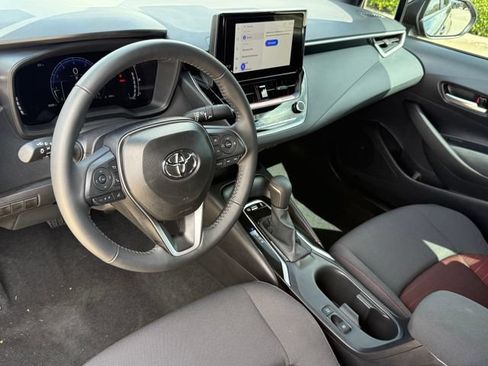 Used 2026 Toyota Corolla SE FWD image 10