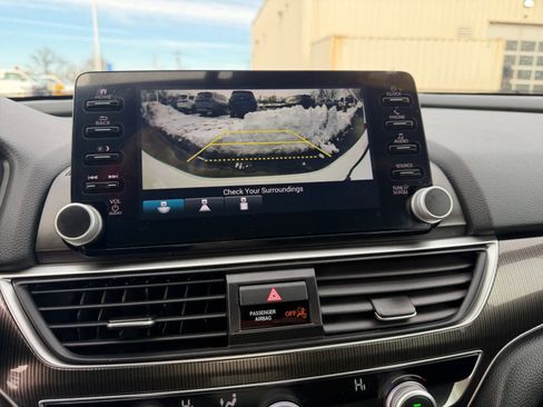 Used 2022 Honda Accord Sport image 22