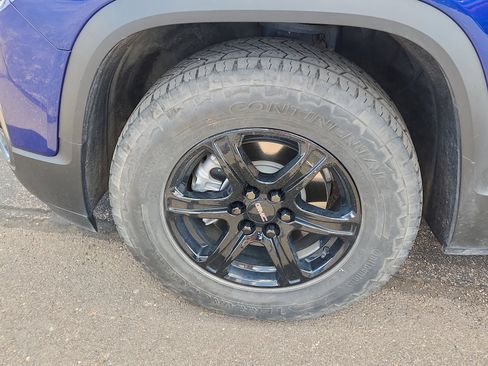 Used 2023 GMC Acadia AT4 w/ Technology Package image 7