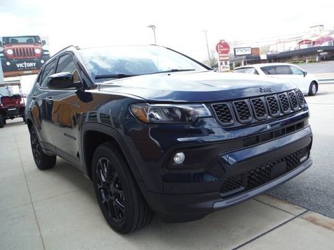 New 2026 Jeep Compass Latitude AWD/4WD image 6