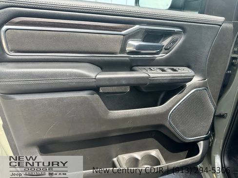 Used 2026 RAM 1500 Laramie AWD/4WD image 8