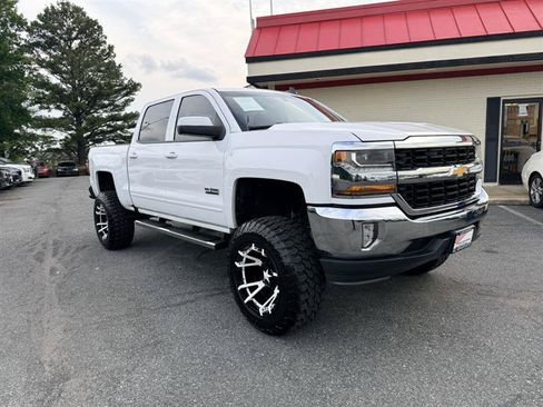 Used 2016 Chevrolet Silverado 1500 LT w/ Texas Edition RWD image 3