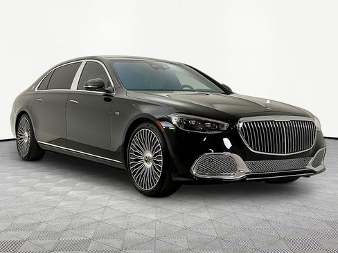 Certified 2026 Mercedes-Benz Maybach S 680 4MATIC image 3