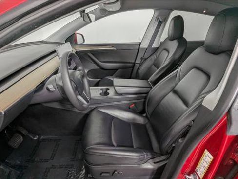 Used 2023 Tesla Model Y Long Range image 13