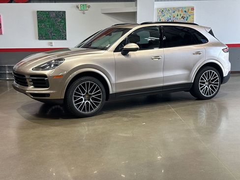 Used 2019 Porsche Cayenne AWD/4WD image 41