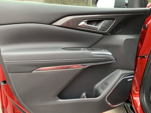 New 2026 Chevrolet Traverse High Country w/ LPO, Floor Liner Package image 7