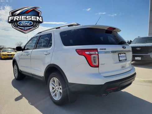 Used 2013 Ford Explorer XLT image 5