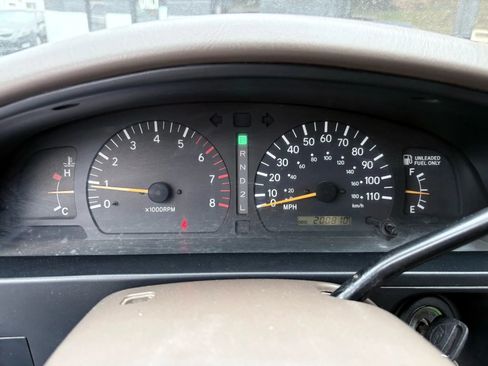 Used 1998 Toyota Tacoma 2WD Xtracab image 22