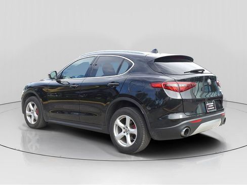 Used 2019 Alfa Romeo Stelvio RWD image 5